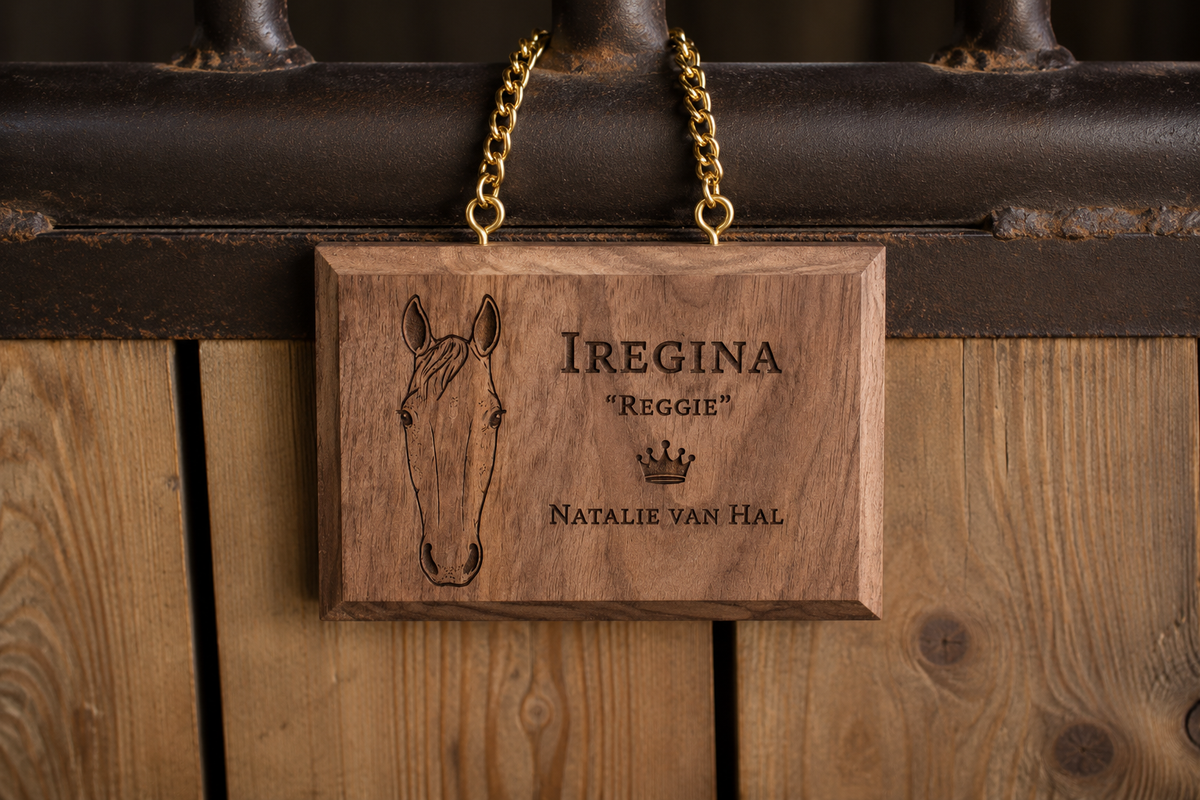 Wooden Stall Plates - Canter Craft