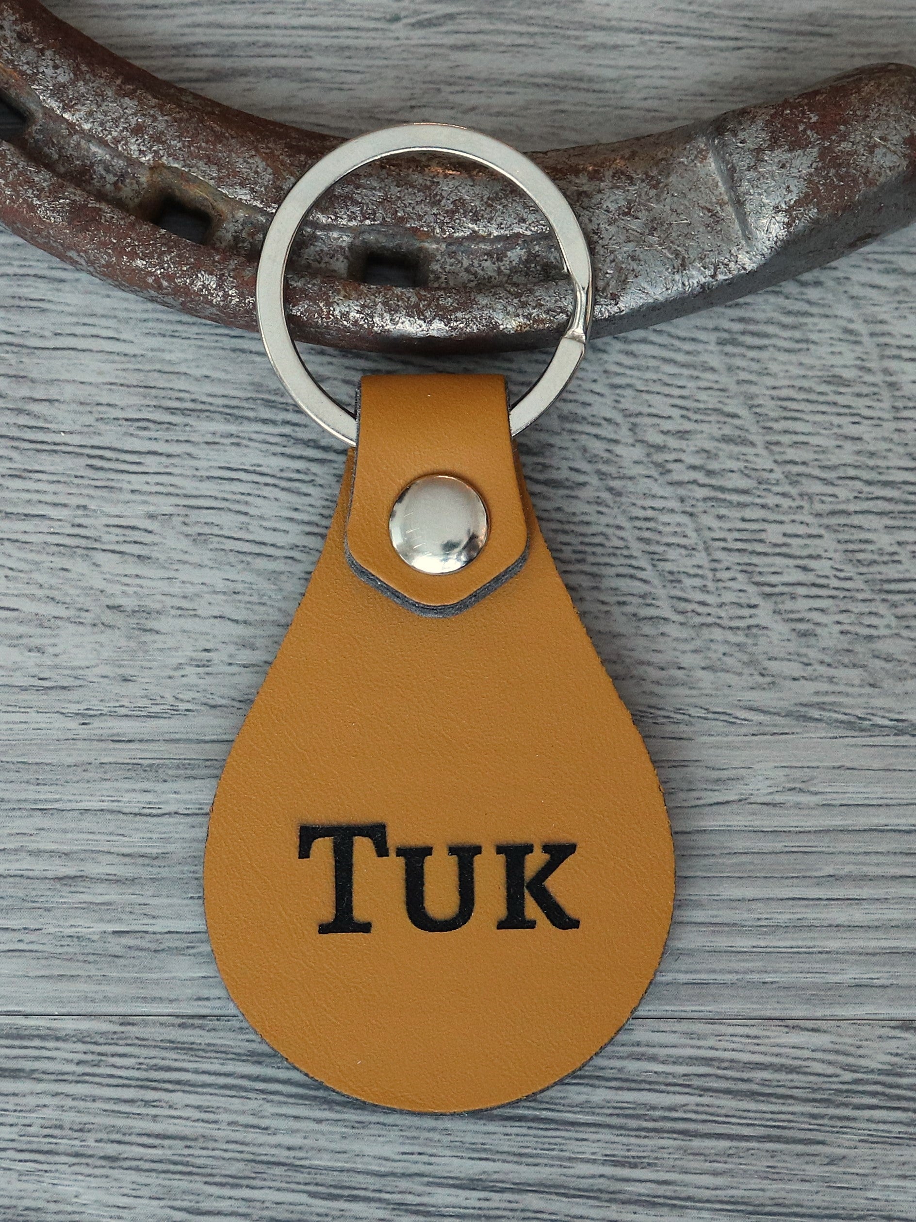 Personalized Round Leather Keychain - Blanket Tag - Canter Craft